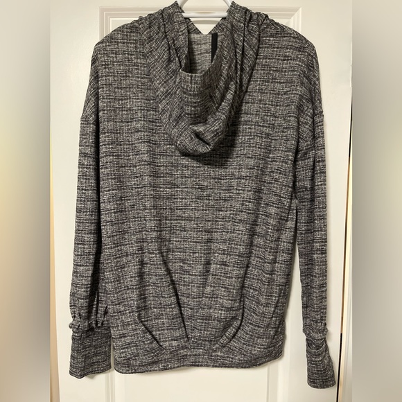 Lululemon, Hooded Pullover Sweater, Size 6 - Picture 2 of 5